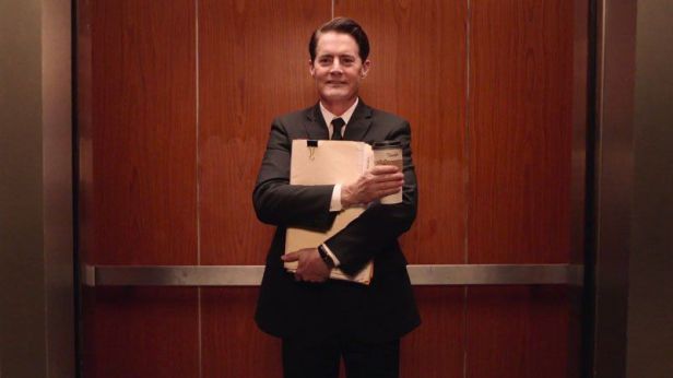 twin-peaks-s3e6-dougie-dale